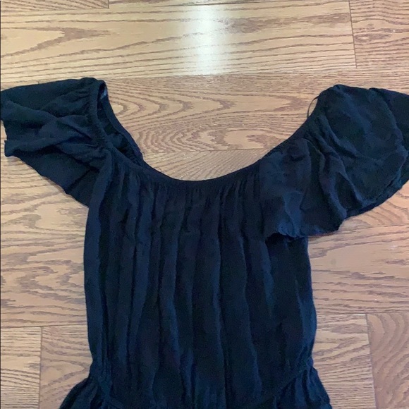 Black off the shoulder romper - Picture 2 of 2